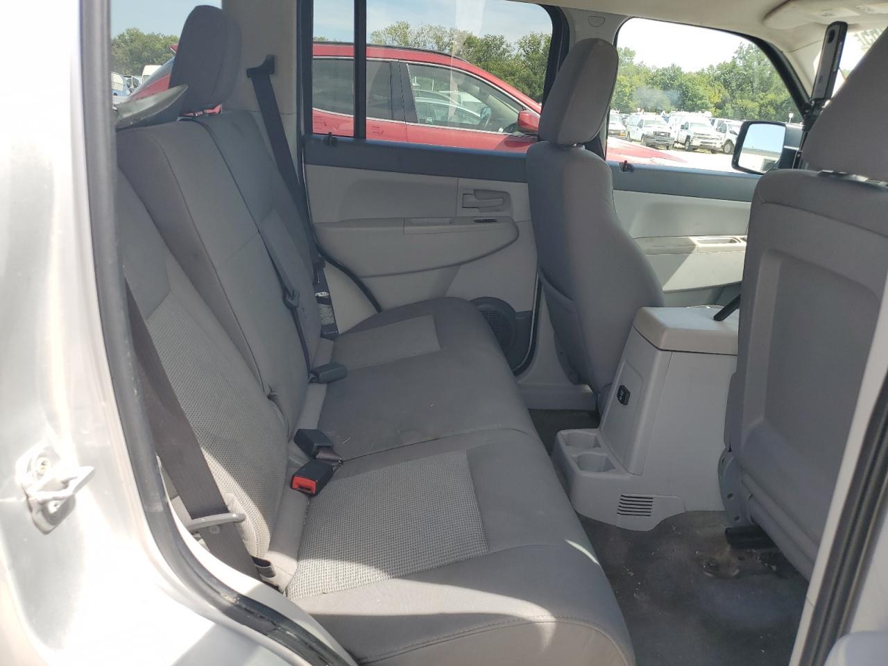 2008 Jeep Liberty Sport VIN: 1J8GP28K78W177741 Lot: 71098165