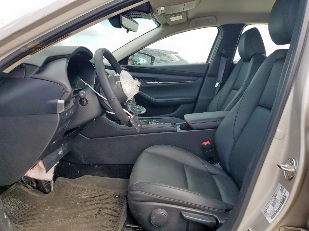 2025 Mazda 3 Select Sport VIN: 3MZBPABM3SM455867 Lot: 70910765