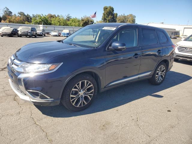  MITSUBISHI OUTLANDER 2016 Синий