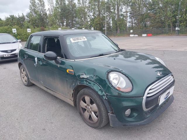 2014 MINI COOPER D
