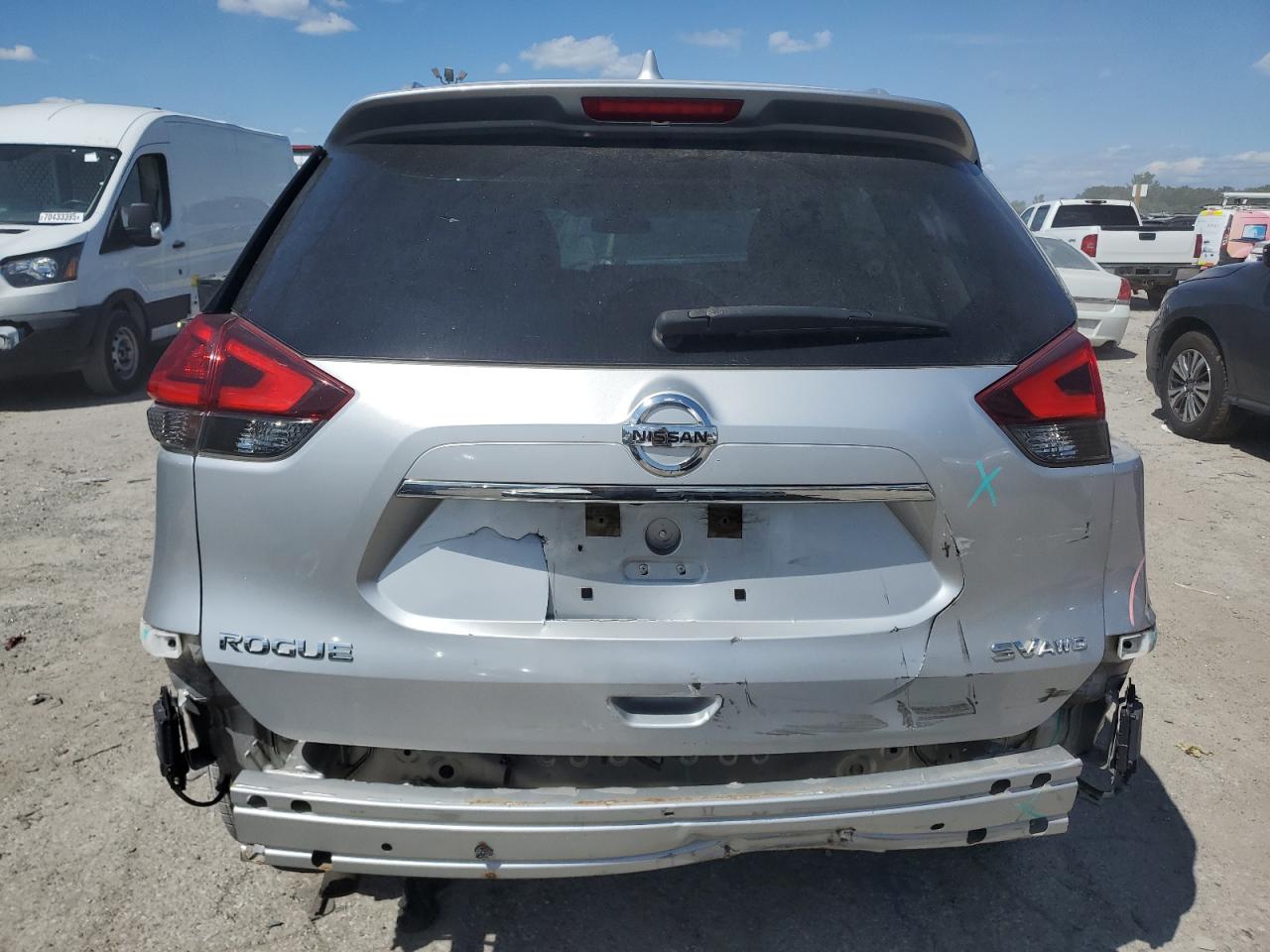 2017 Nissan Rogue S VIN: KNMAT2MV9HP591199 Lot: 69990155