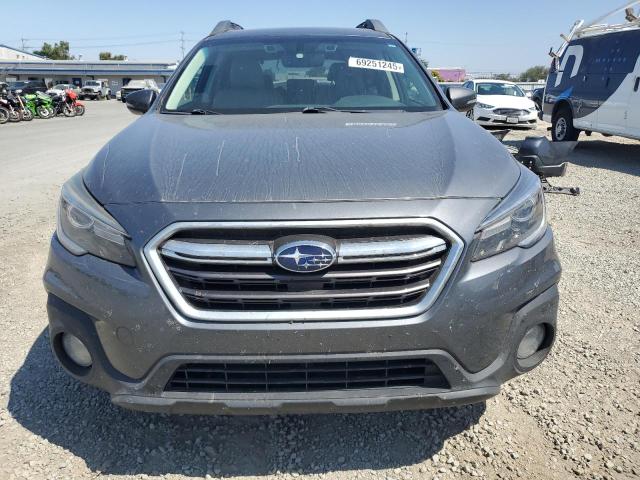  SUBARU OUTBACK 2018 Серый