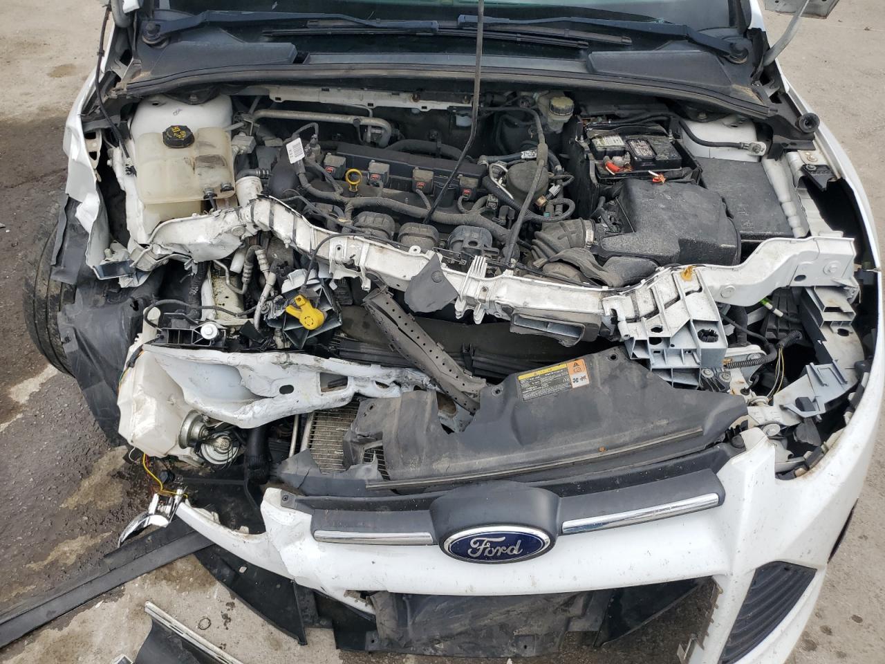 2014 Ford Focus Se VIN: 1FADP3F28EL223132 Lot: 70185845