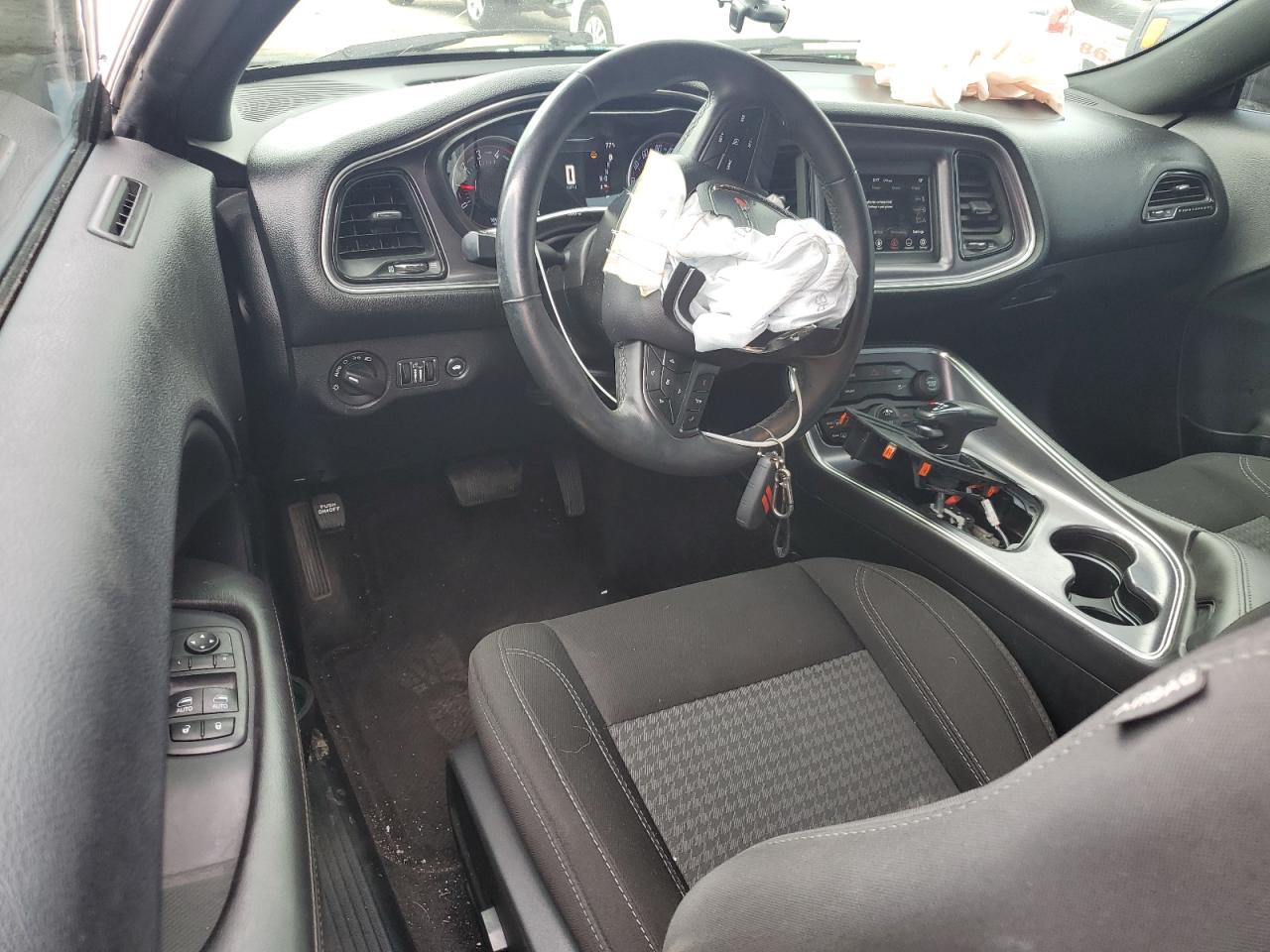 2018 Dodge Challenger Sxt VIN: 2C3CDZAG6JH237398 Lot: 69599085