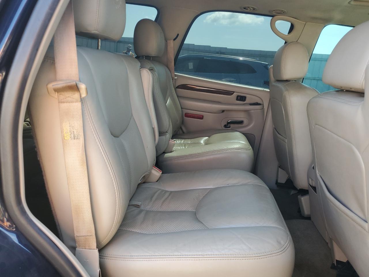 2004 Cadillac Escalade Luxury VIN: 1GYEK63N34R193363 Lot: 66896495