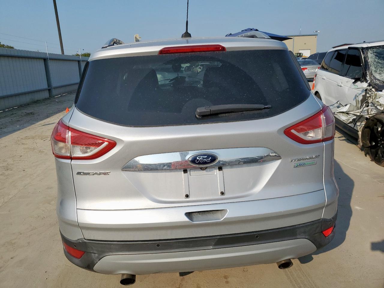 2015 Ford Escape Titanium VIN: 1FMCU0J90FUB18688 Lot: 70528585