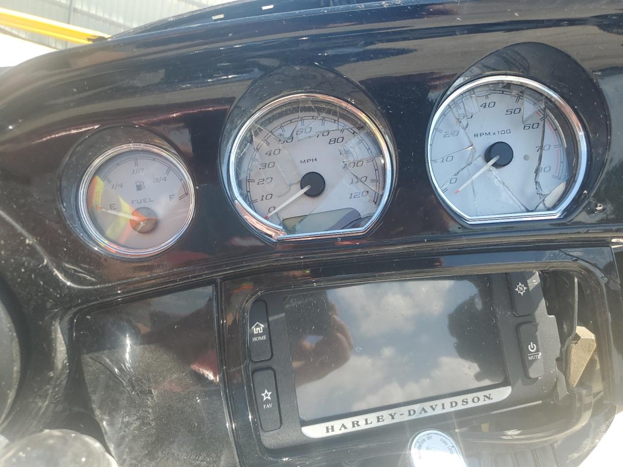 2017 Harley-Davidson Flhxs Street Glide Special VIN: 1HD1KRC19HB637443 Lot: 68548515