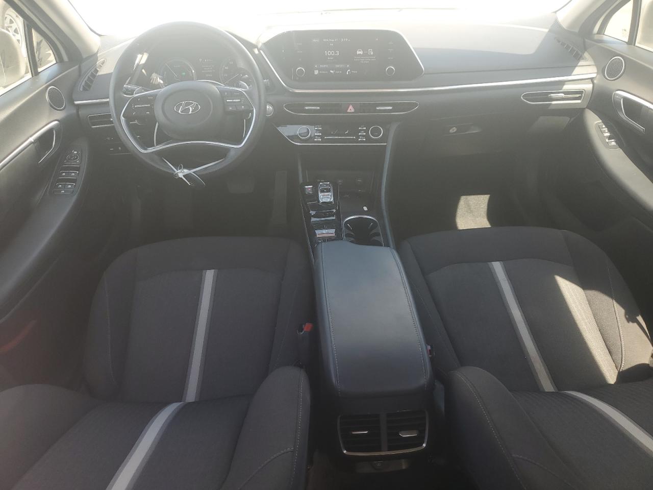 2021 Hyundai Sonata Hybrid VIN: KMHL24JJ5MA033738 Lot: 70687545