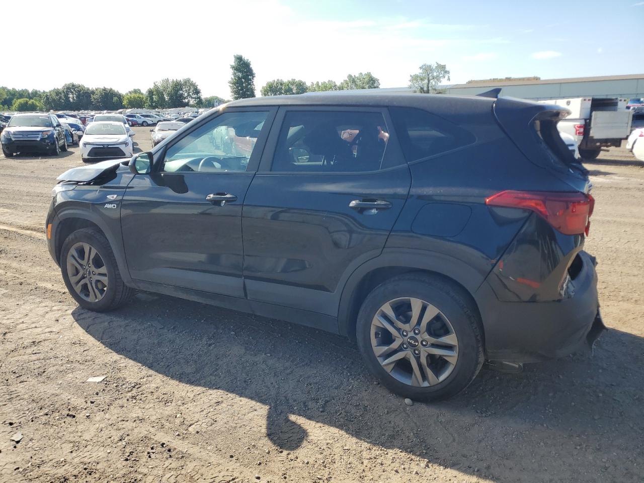 2022 Kia Seltos Lx black null gas KNDEPCAA6N7255714 photo #3