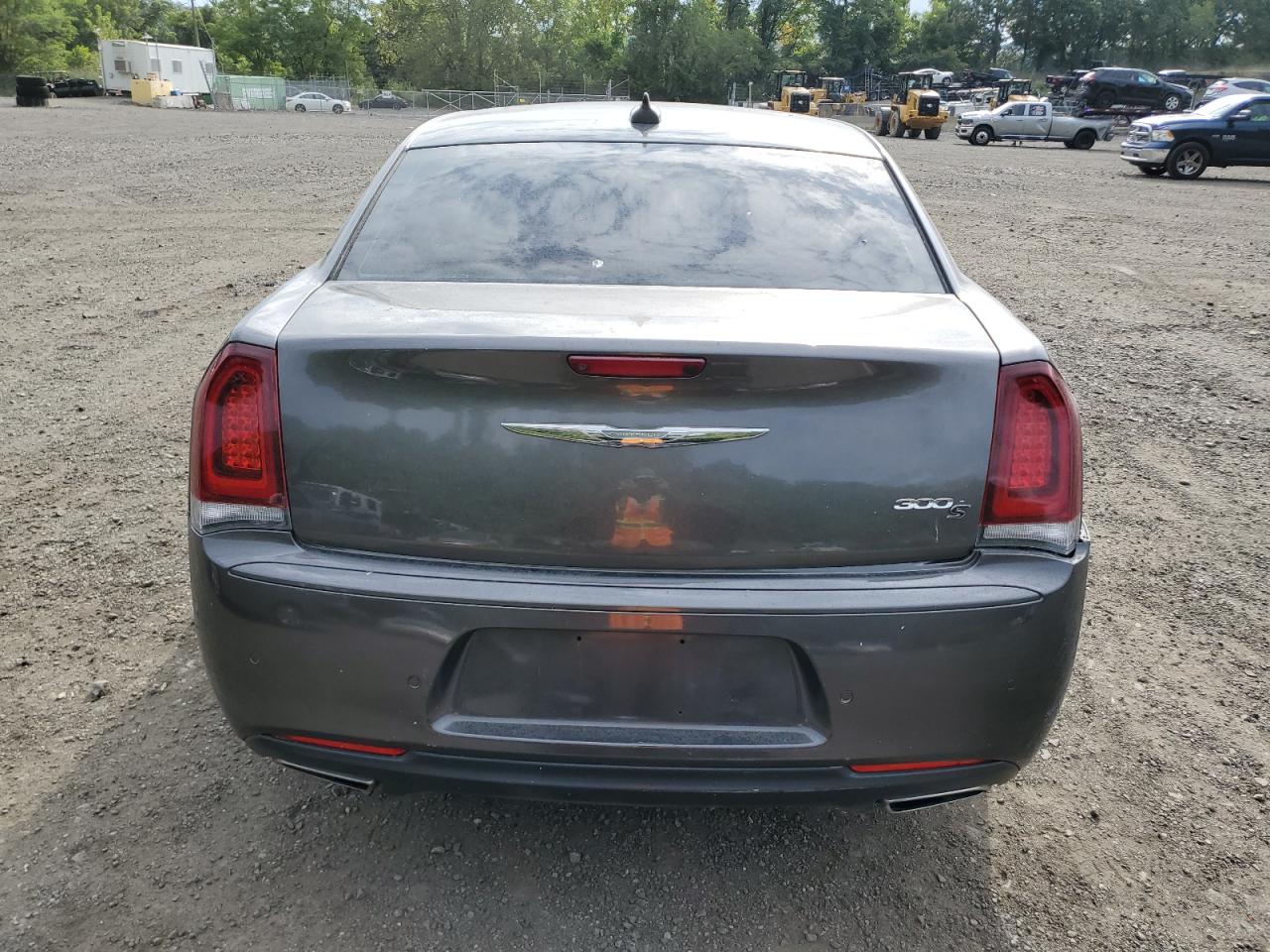 2018 Chrysler 300 S VIN: 2C3CCABG3JH295858 Lot: 70787745