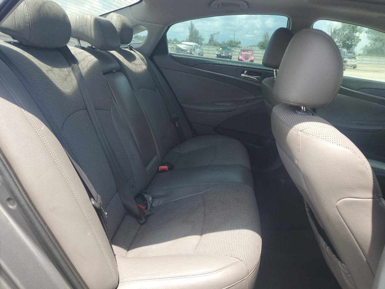2013 Hyundai Sonata Se VIN: 5NPEC4AB8DH748752 Lot: 67575305