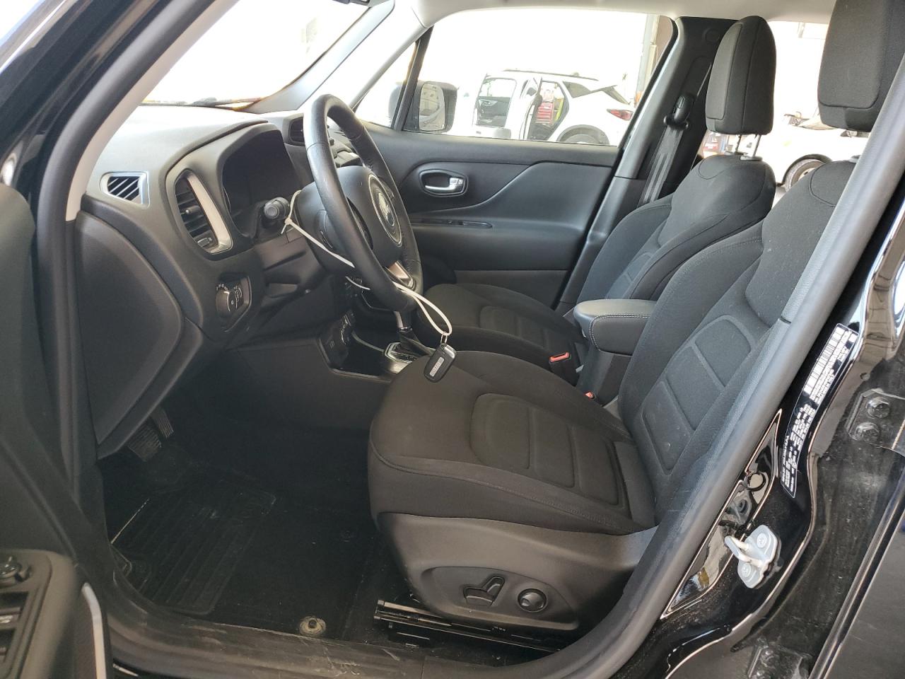 2022 Jeep Renegade Latitude VIN: ZACNJDB18NPN73453 Lot: 68222145