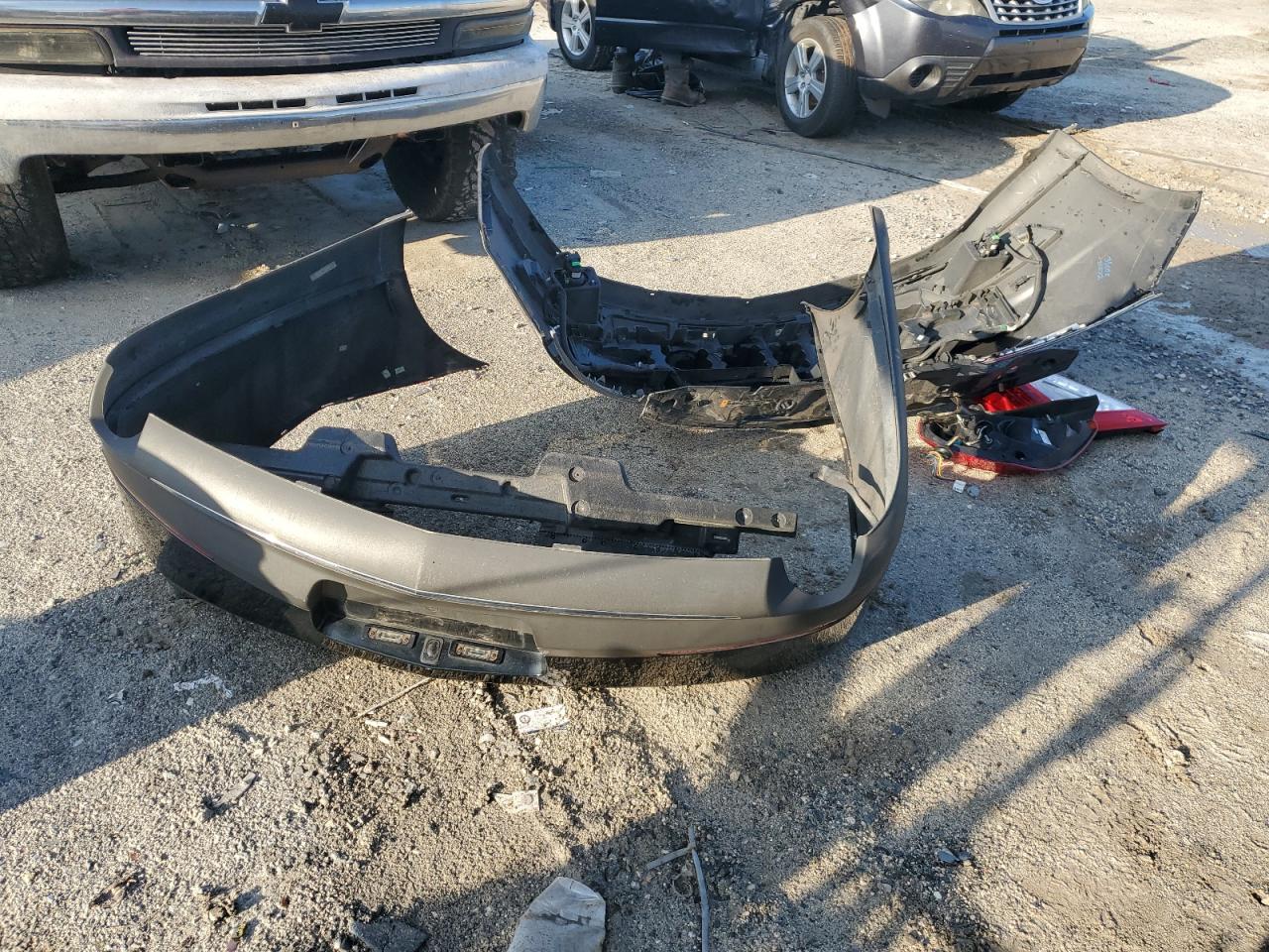 2014 Lincoln Mks VIN: 1LNHL9EK5EG611774 Lot: 69073995