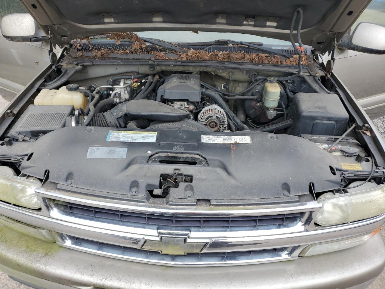 2000 Chevrolet Suburban K1500 VIN: 3GNFK16T7YG152531 Lot: 68142055