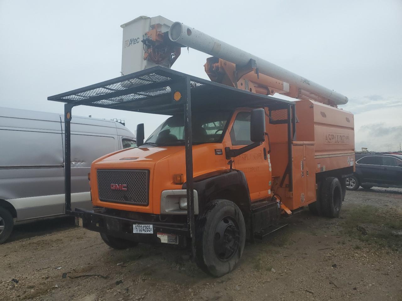 2008 GMC C7500 Forestry Bucket Truck orange other gas 1GDL7C1G08F414079 photo #3
