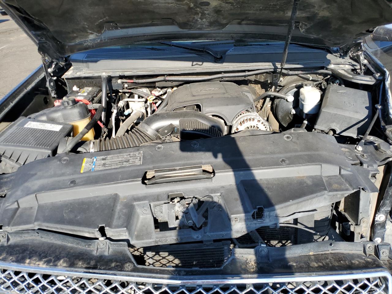 2008 Chevrolet Suburban K1500 Ls VIN: 3GNFK16388G198756 Lot: 71274315