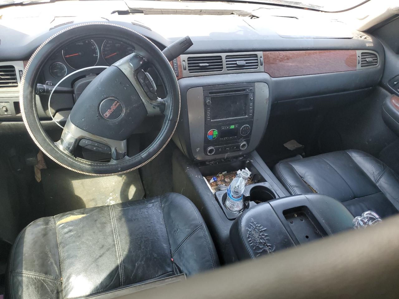 2008 GMC Yukon VIN: 1GKFC13028R220755 Lot: 67258595