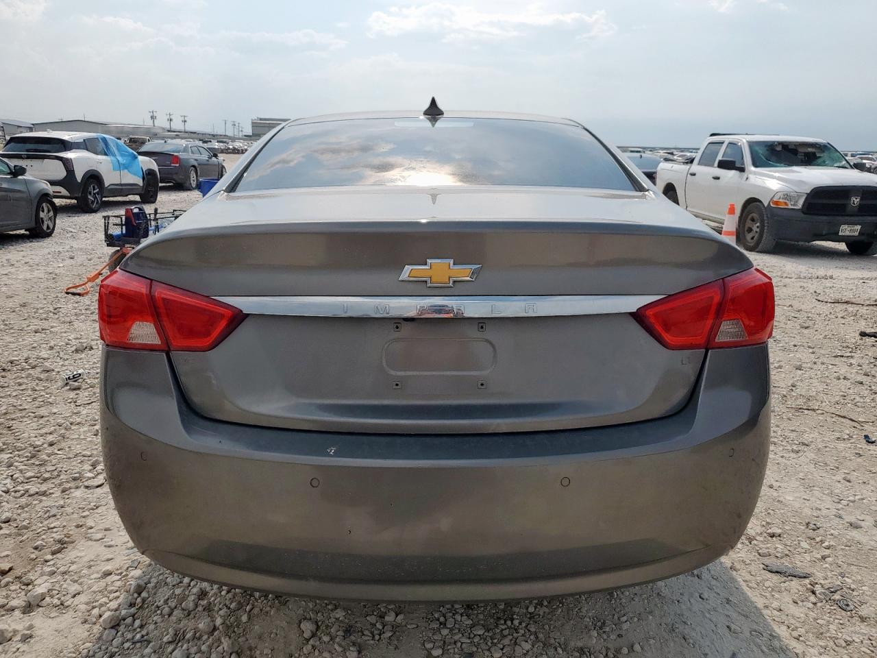 2017 Chevrolet Impala Lt VIN: 2G1105S37H9186333 Lot: 69818225