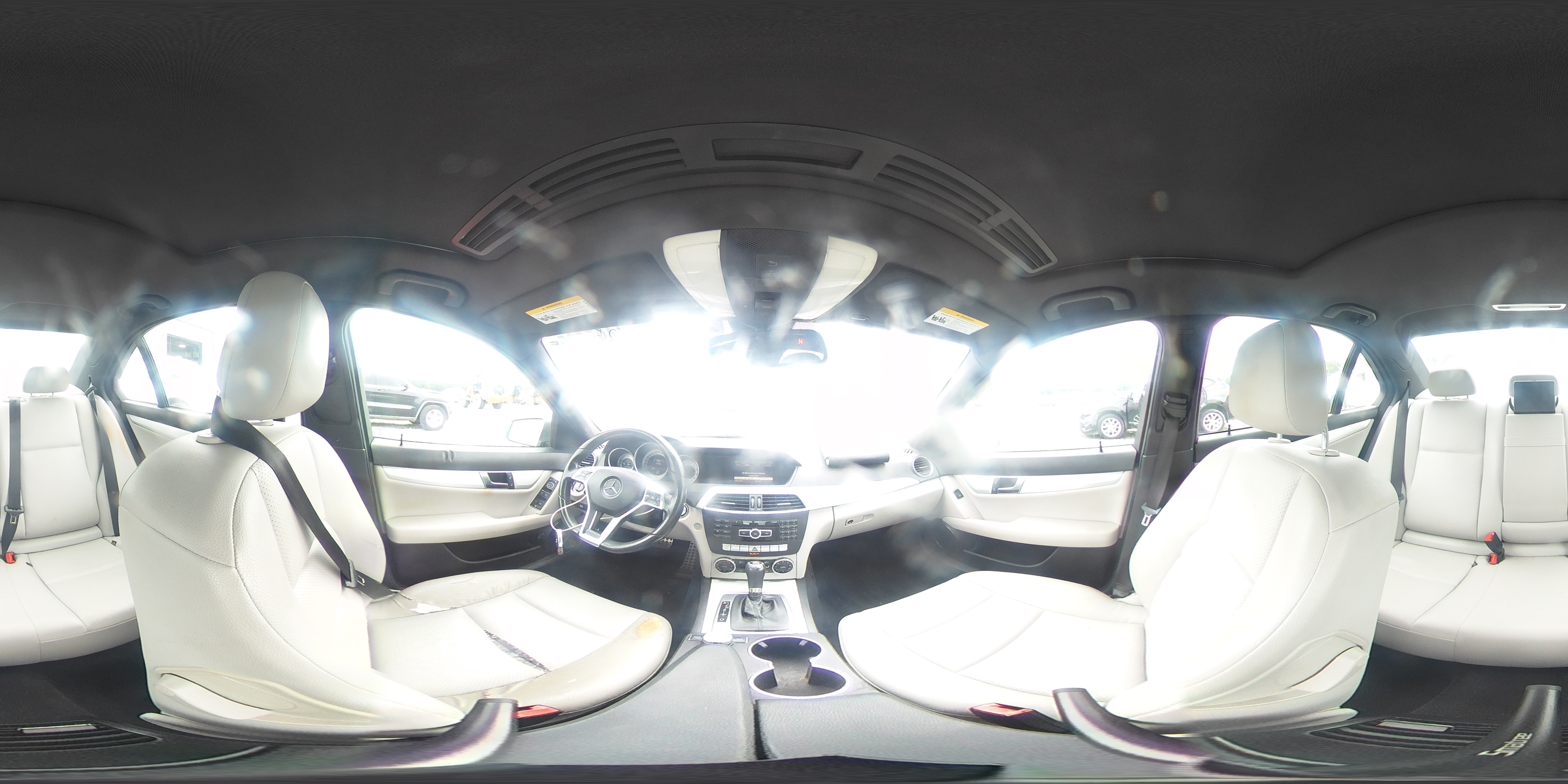 2014 Mercedes-Benz C 250 VIN: WDDGF4HB2EA957750 Lot: 70495525