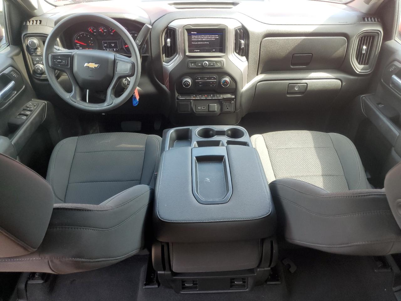 2021 Chevrolet Silverado K1500 Custom VIN: 1GCPYBEK2MZ395071 Lot: 68155395