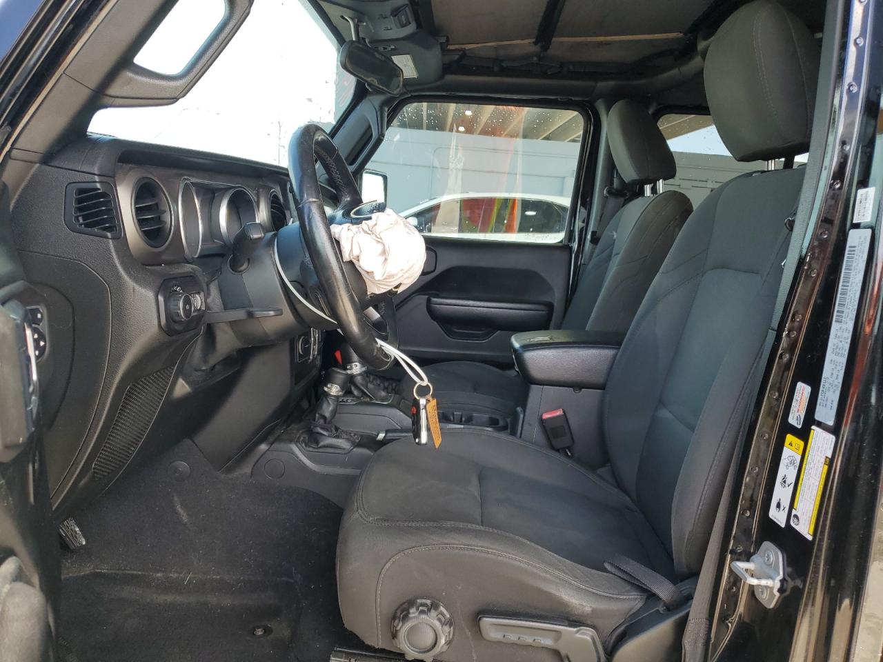 2018 Jeep Wrangler Unlimited Sport VIN: 1C4HJXDG4JW165810 Lot: 70328305