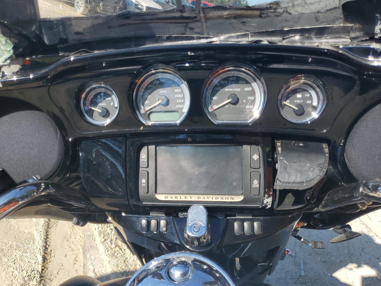 2017 Harley-Davidson Flhtk Ultra Limited VIN: 1HD1KED10HB602992 Lot: 64517515