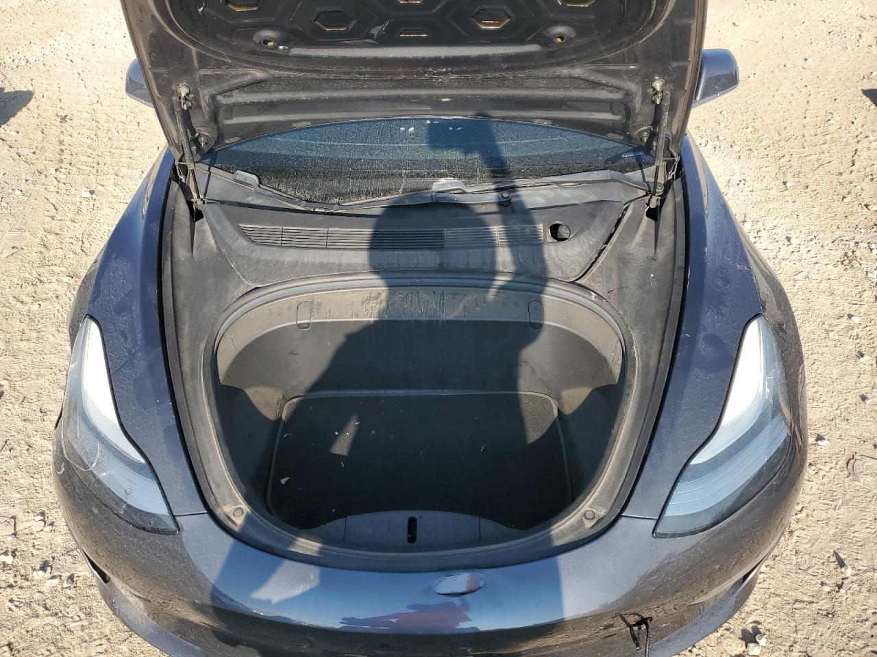 5YJ3E1EA0JF163532 2018 Tesla Model 3
