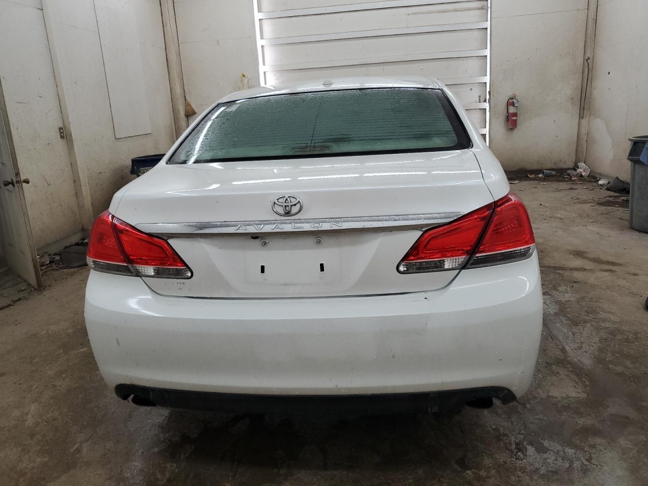 2011 Toyota Avalon Base VIN: 4T1BK3DB6BU393297 Lot: 69109255