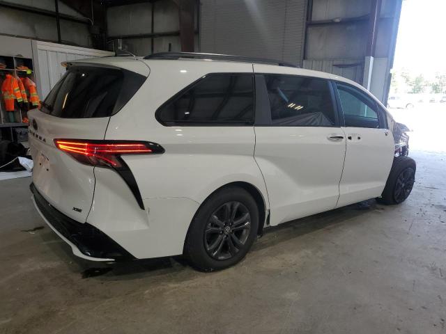  TOYOTA SIENNA 2025 Белы