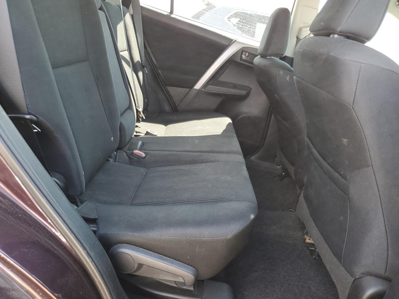 2017 Toyota Rav4 Le VIN: 2T3ZFREV5HW335714 Lot: 70015185