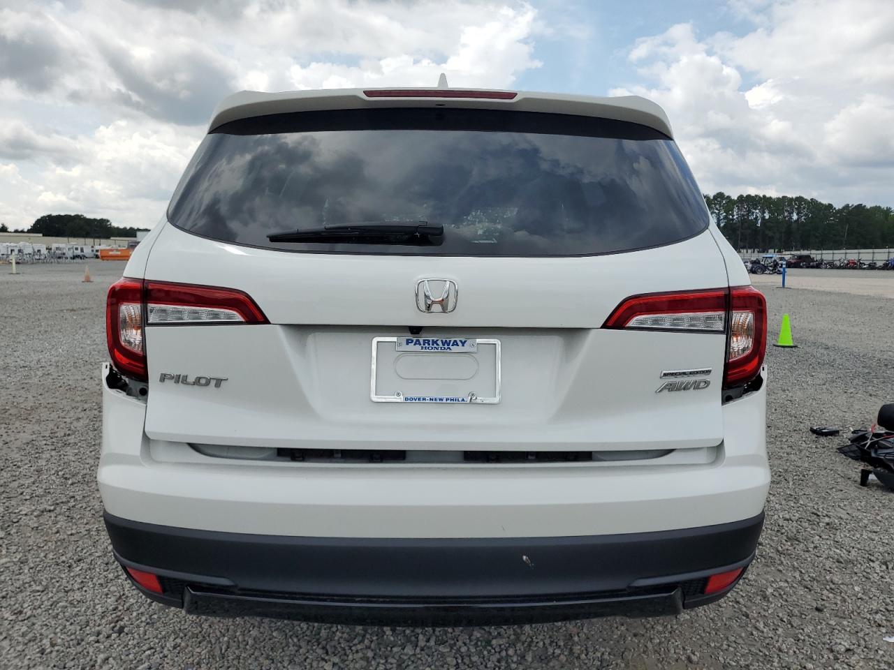 2021 Honda Pilot Se VIN: 5FNYF6H24MB086415 Lot: 69379725