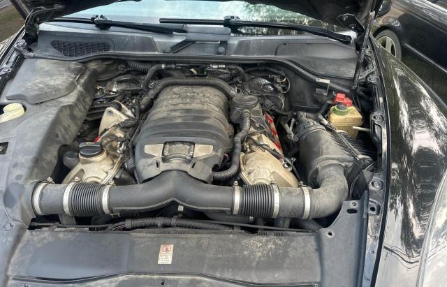 Parquets PORSCHE CAYENNE 2014 Czarny