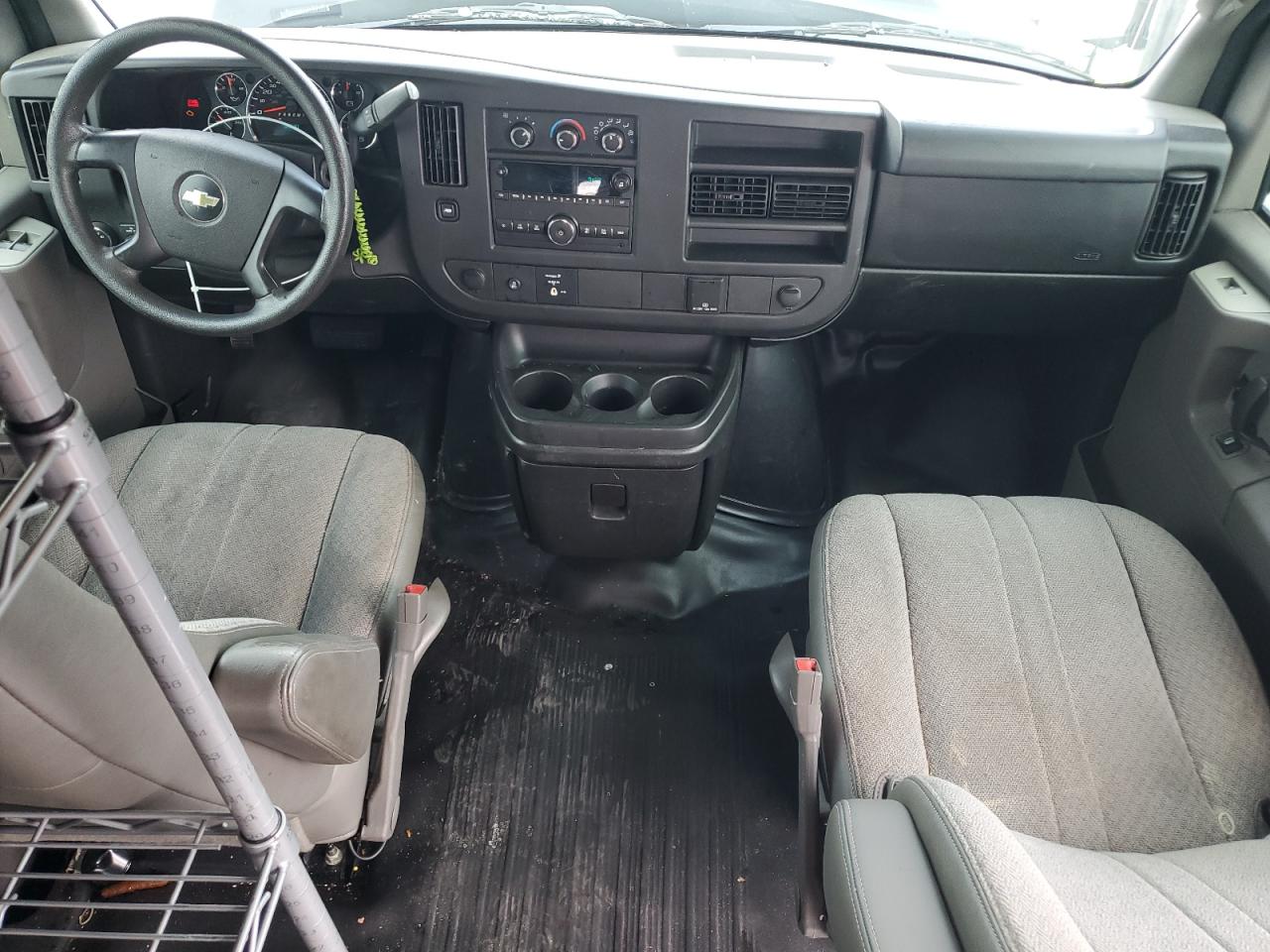 2015 Chevrolet Express G2500 VIN: 1GCWGFCF3F1103800 Lot: 67858295