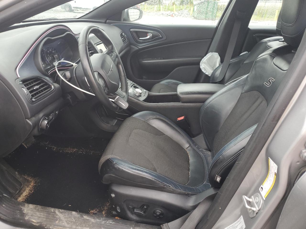 2015 Chrysler 200 S VIN: 1C3CCCBBXFN758612 Lot: 67454685