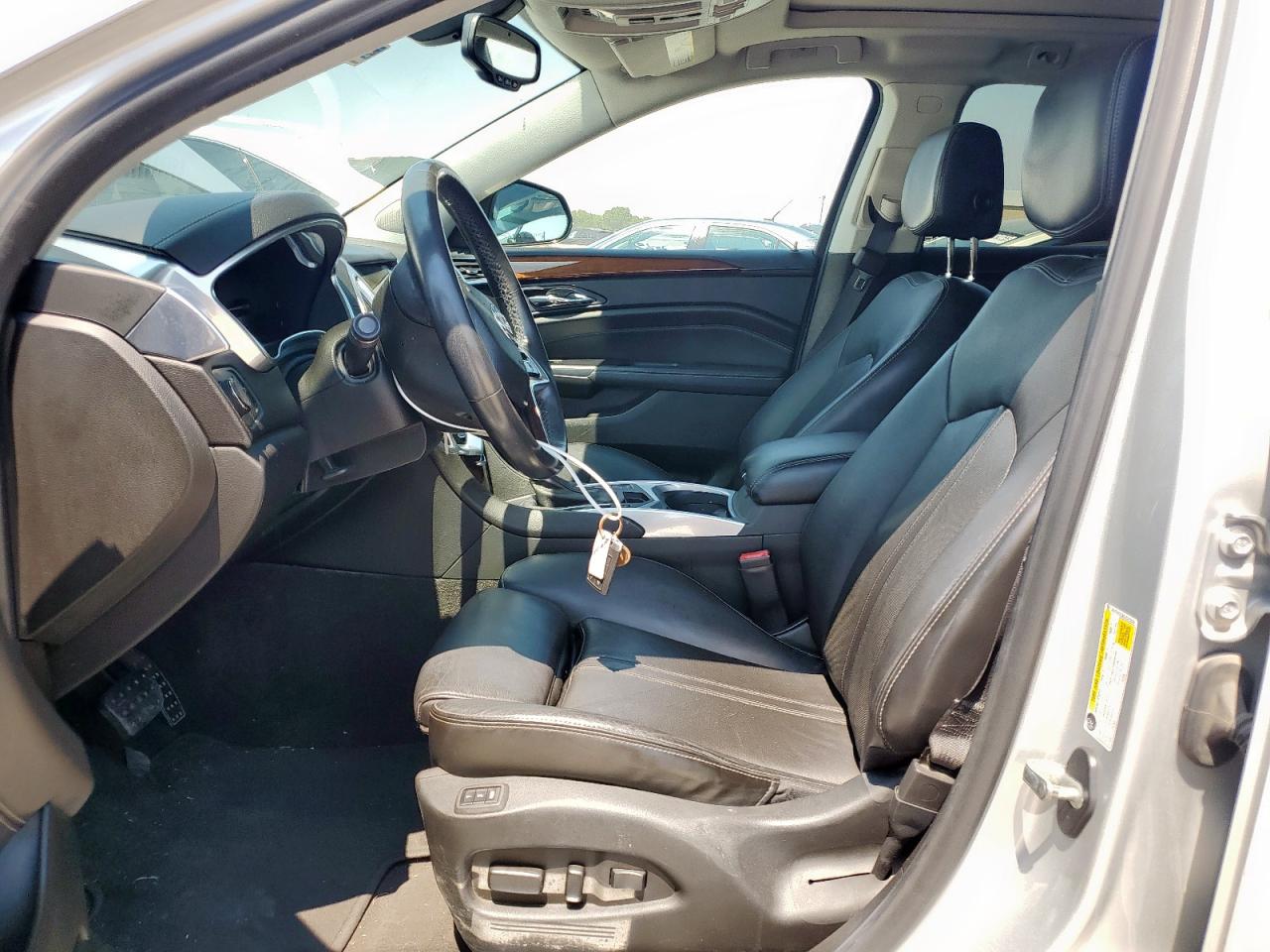 2013 Cadillac Srx Luxury Collection VIN: 3GYFNCE36DS575938 Lot: 70103085