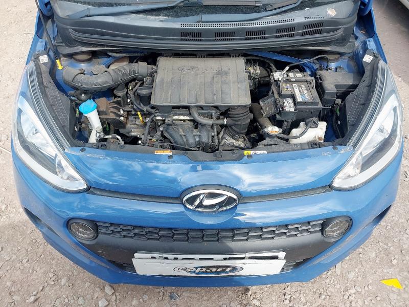 2017 HYUNDAI I10 SE
