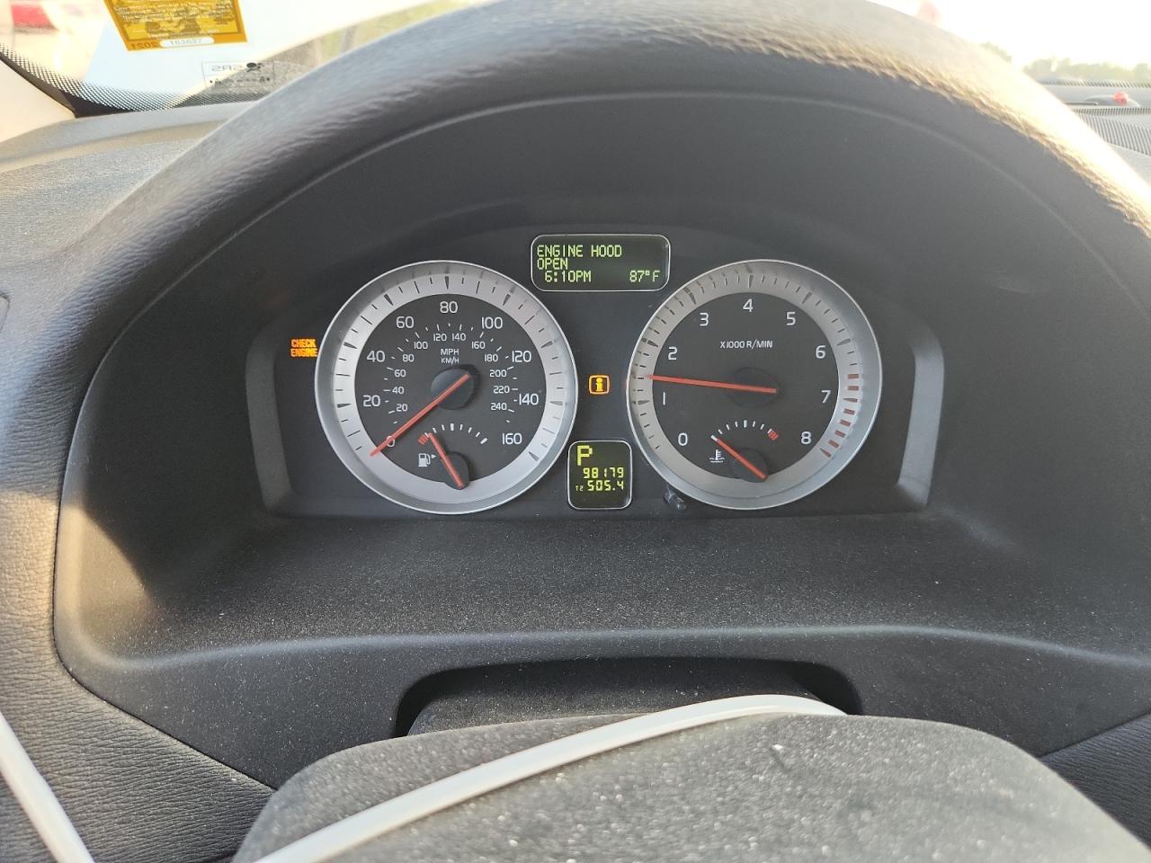 2011 Volvo C70 T5 VIN: YV1672MC1BJ108804 Lot: 69365575