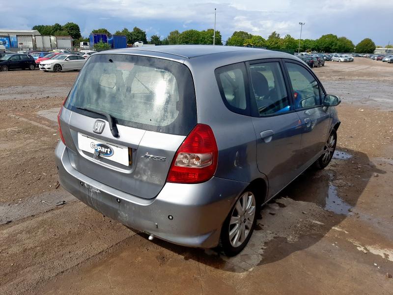 2005 HONDA JAZZ SE