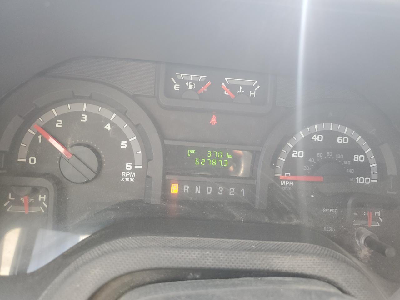 2013 Ford Econoline - Trucks Delivery Truck VIN: 1FDWE3FL6DDA08418 Lot: 68149715