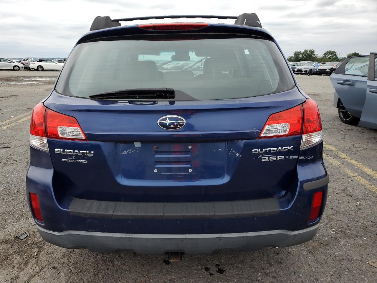 2011 Subaru Outback 3.6R Premium VIN: 4S4BRDGC9B2383090 Lot: 65975285