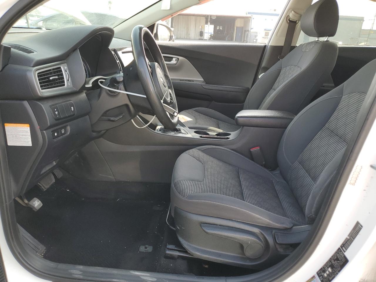 2017 Kia Niro Fe VIN: KNDCB3LC4H5047917 Lot: 68906935
