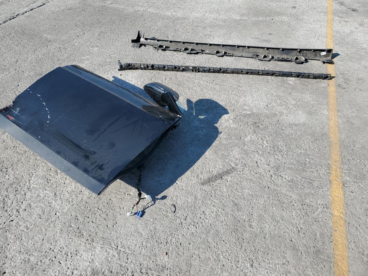 2024 Tesla Model X VIN: 7SAXCBE66RF447853 Lot: 68487645