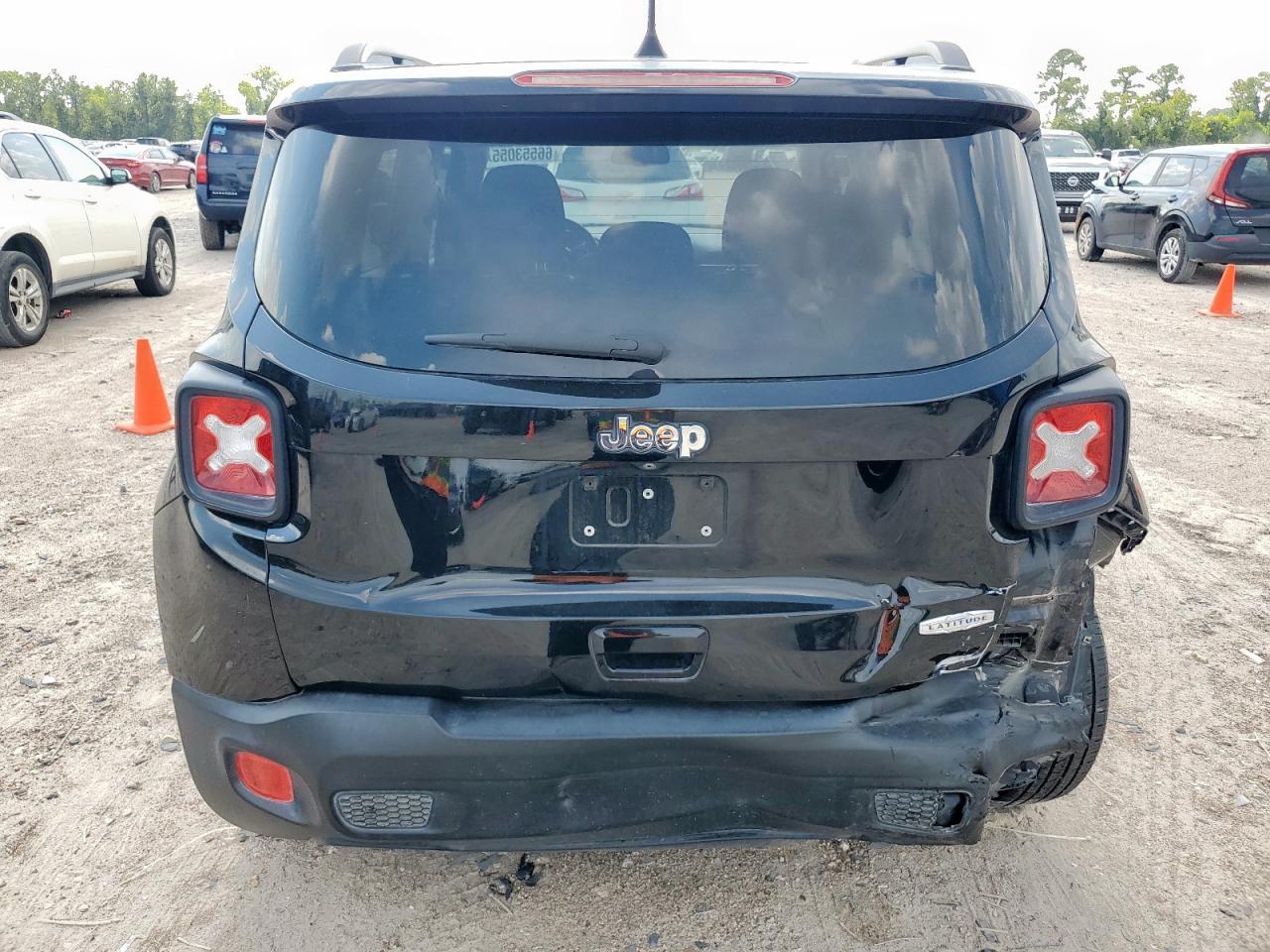 2018 Jeep Renegade Latitude VIN: ZACCJABB5JPH49967 Lot: 66553055