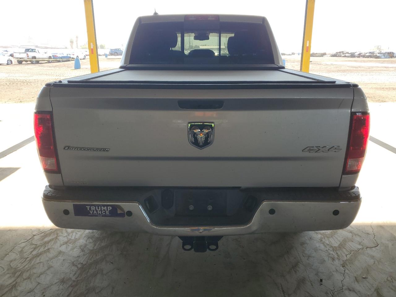 1C6RR7LG5DS708535 2013 Ram 1500 Slt