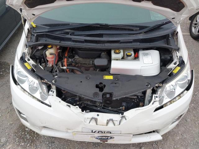 2013 TOYOTA ESTIMA