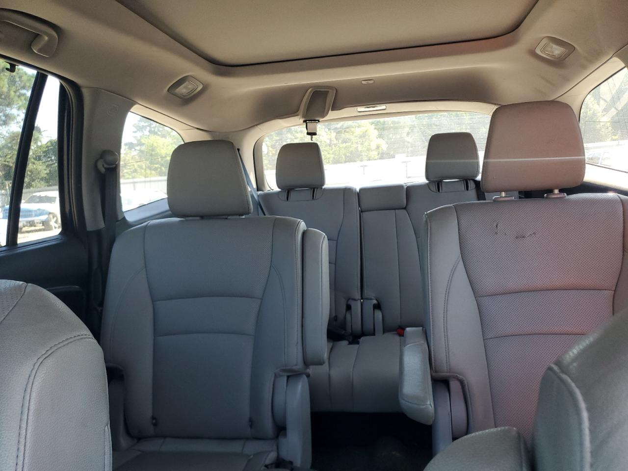 2016 Honda Pilot Elite VIN: 5FNYF6H00GB037005 Lot: 69608935