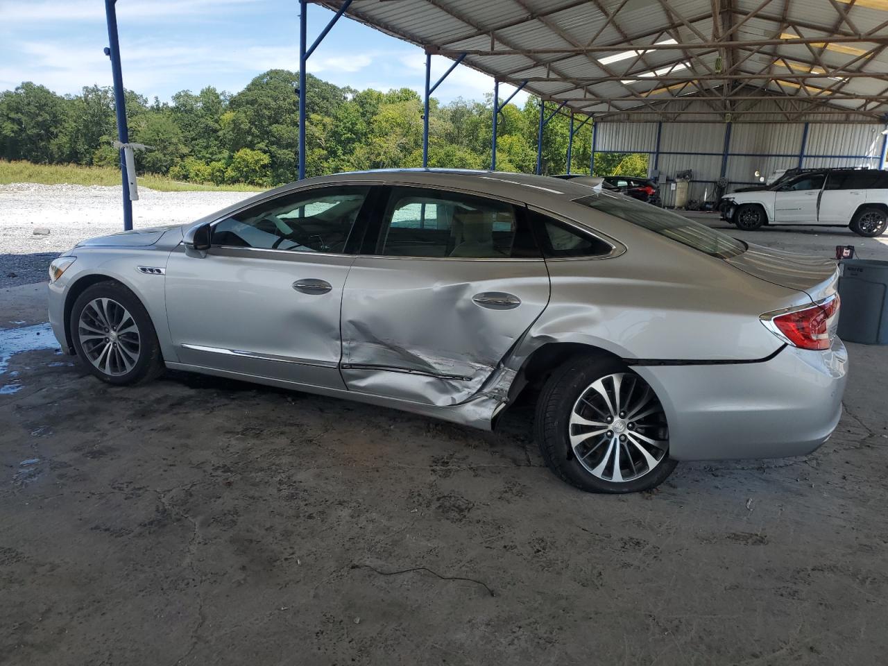 2017 Buick Lacrosse Essence silver null gas 1G4ZP5SS1HU169152 photo #3