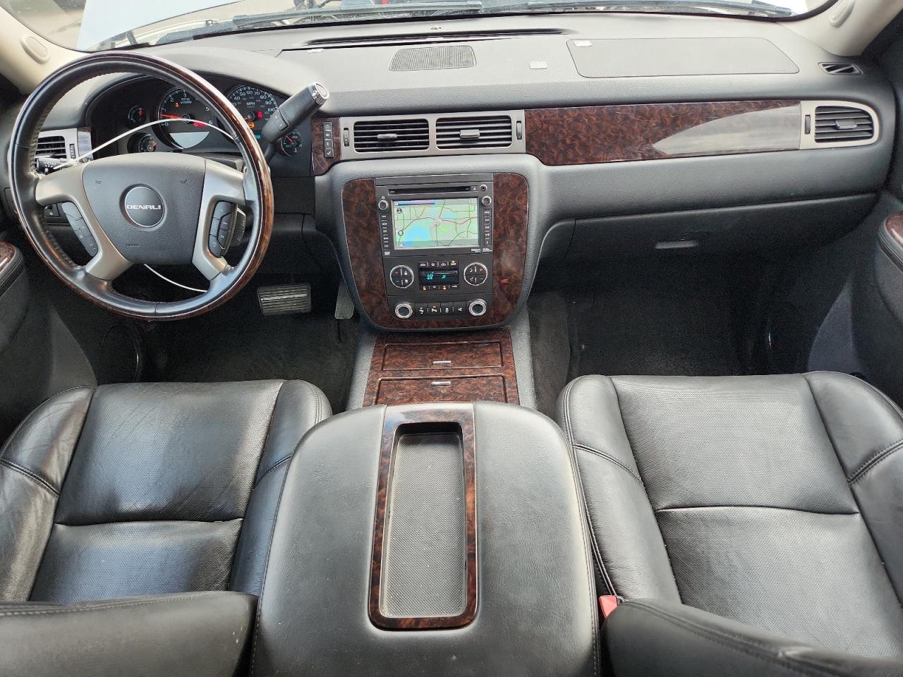 2014 GMC Yukon Xl Denali VIN: 1GKS2MEF0ER184631 Lot: 70229705