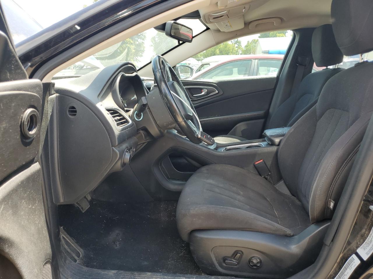 2015 Chrysler 200 Limited VIN: 1C3CCCAB0FN606968 Lot: 68854355