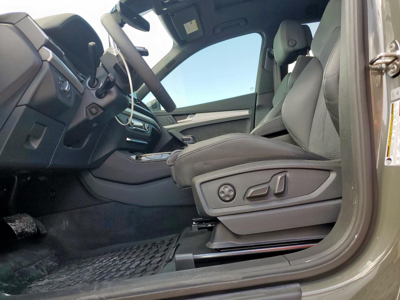 2024 Audi Q5 E Premium Plus 55 VIN: WA1E2AFY6R2104636 Lot: 70851995